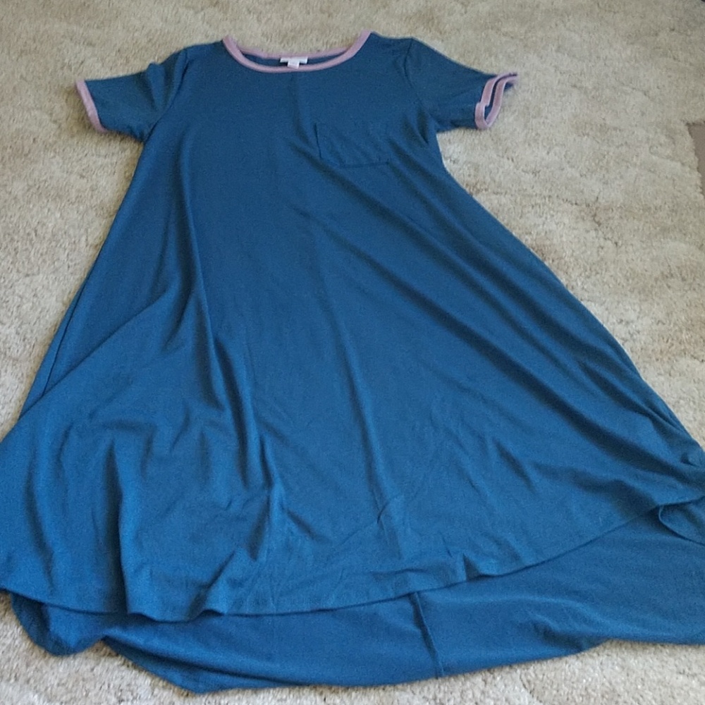 NWOT. Lularoe Carly